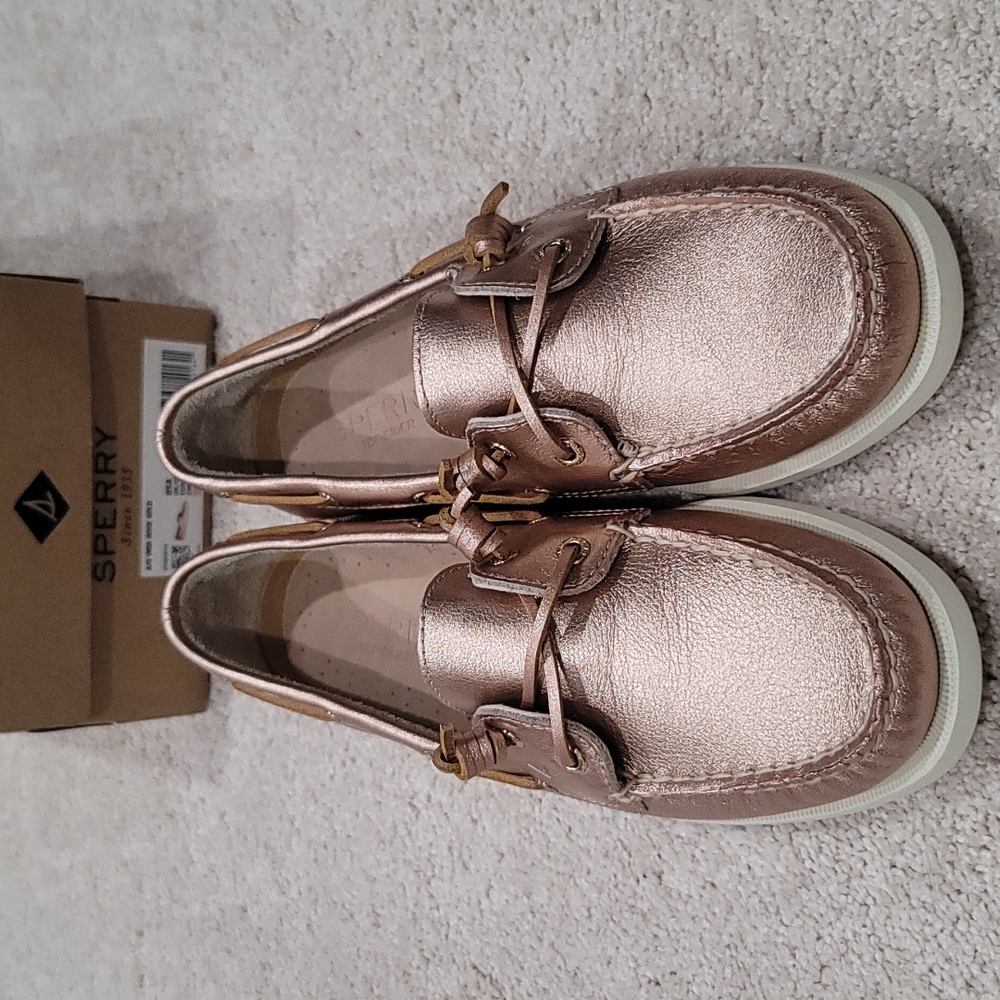 Sperry Dock Shoes - Rose Gold - 8.5M
